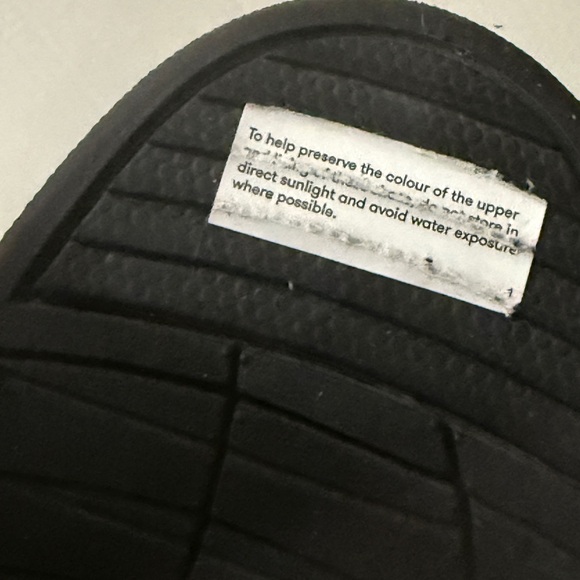 Fitflop Black Leather Rally Sneakers High Top Lace Up Side Zipper Women's Sz 10 - Picture 10 of 11